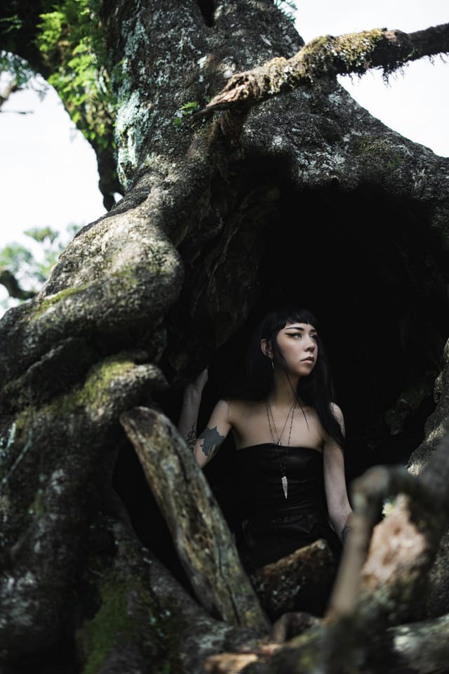 Jewellery photograph 33 from Sebastian Nordanvind's Thorn & Claw – Madeira series