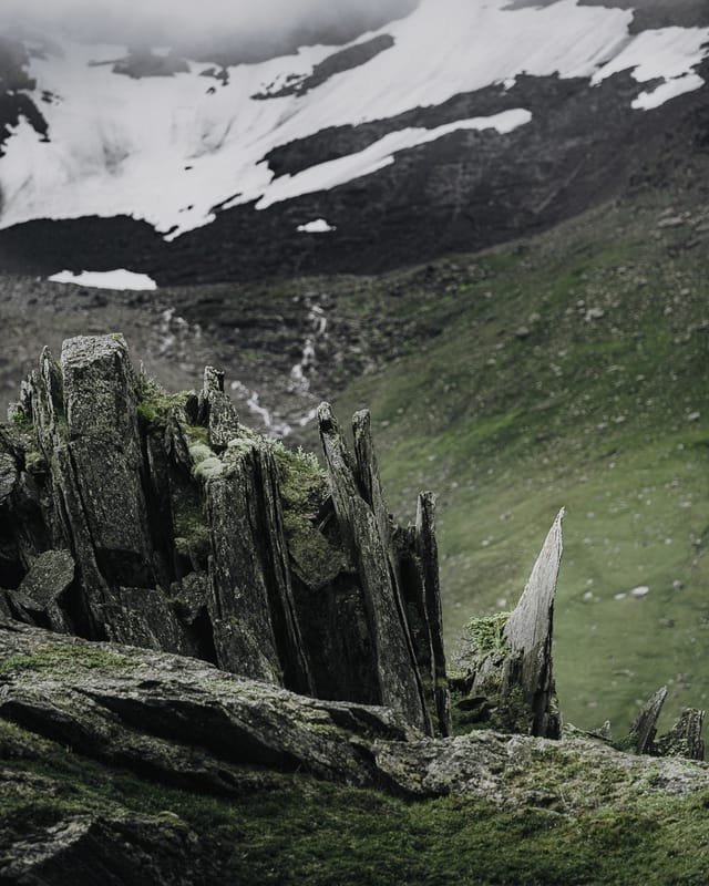 Utvalt verk 14 ur Sebastian Nordanvinds serie The Forgotten Valley