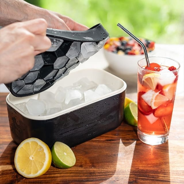Selected work 50 from Sebastian Nordanvind's Product Photography series